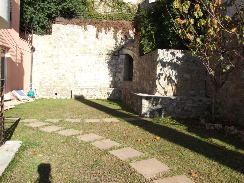Au Chateau Vallaya Apartamento Menton