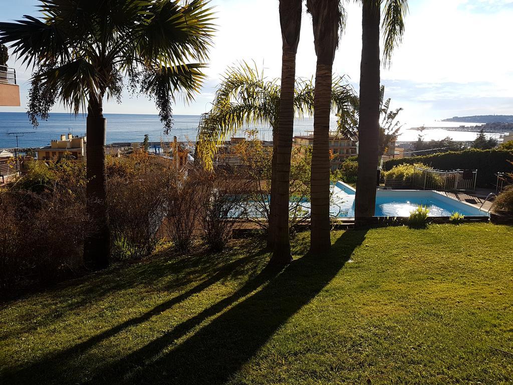 Au Chateau Vallaya Menton